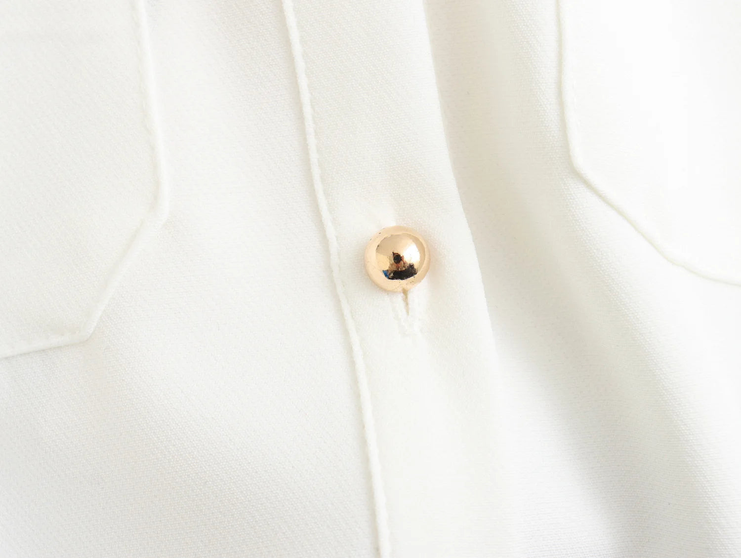 Robe Chemise Blanche avec Ceinture chez robe-chemise-boutique