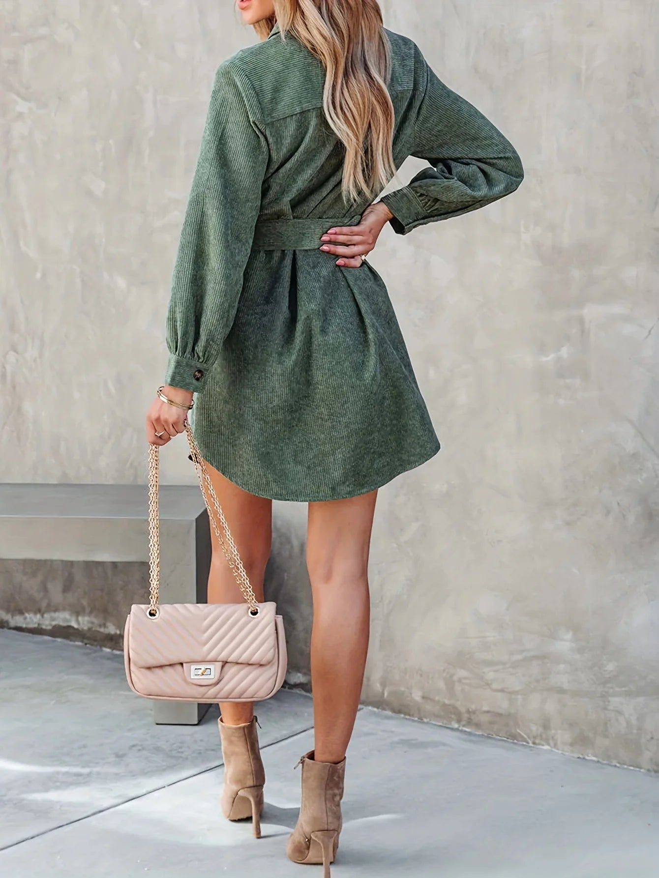 Robe Chemise Velours chez robe-chemise-boutique