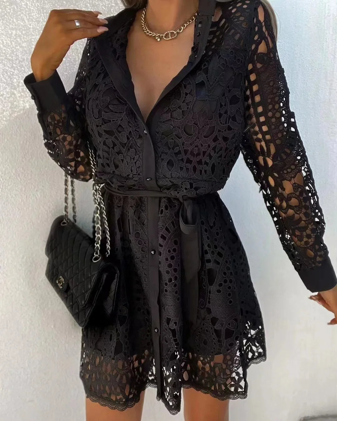 Robe Chemise Dentelle Noir chez robe-chemise-boutique