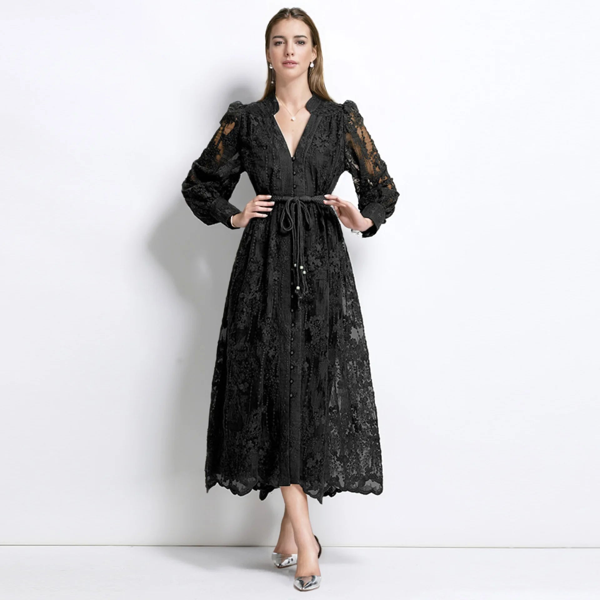 Robe Chemise Broderie Anglaise Noir chez robe-chemise-boutique