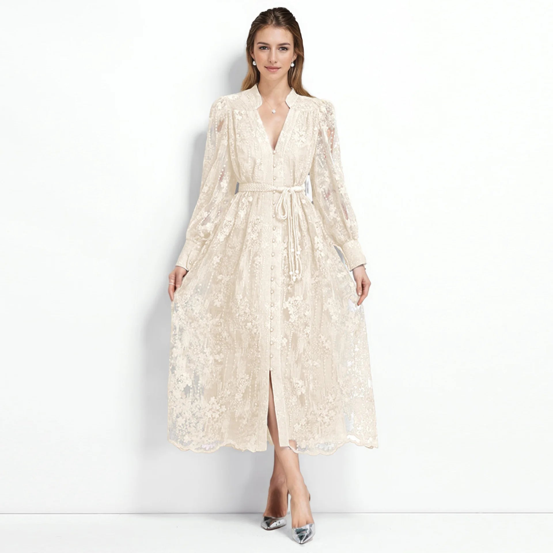 Robe Chemise Broderie Anglaise Beige chez robe-chemise-boutique